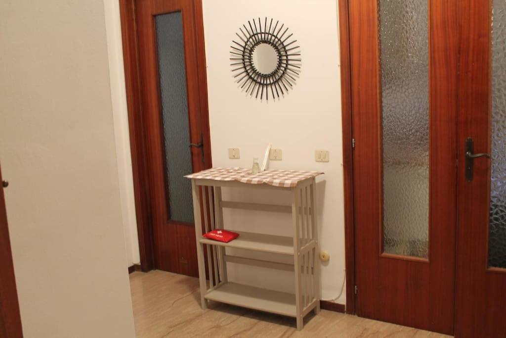 Appartement Casa Bilocale In Centro Vicino Stazione à Voghera Extérieur photo